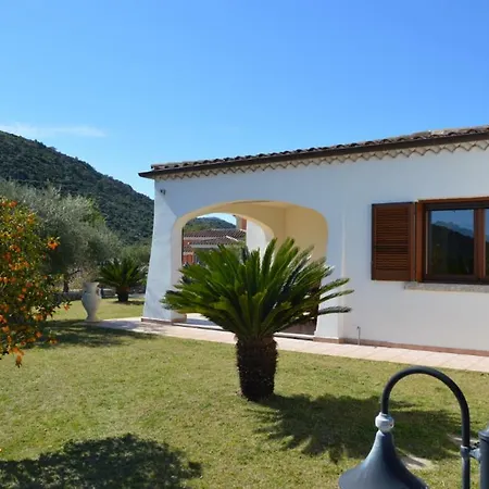 Baronies' House * Budoni